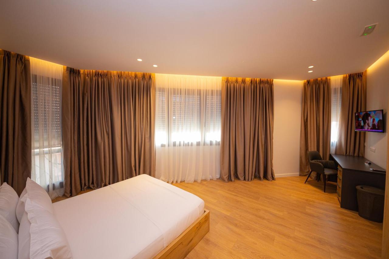 Central Chic Apartments Tirana Exterior photo