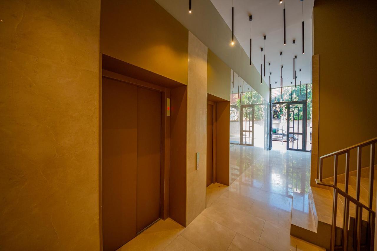 Central Chic Apartments Tirana Exterior photo