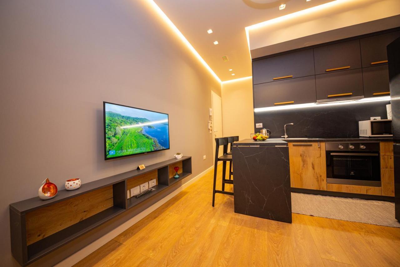 Central Chic Apartments Tirana Exterior photo